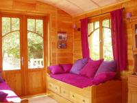Location de particuliers � particuliers La Roulotte du Panicaut - Roulotte gite G�te Dr�me photo 6