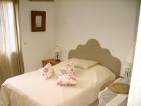 Location de particuliers � particuliers Chambre d'h�tes � Fontvieille en Provence (13) Chambres d'hotes Bouches du rh�ne photo 2