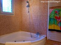 Location de particuliers � particuliers Appartement dans villa � 20mn des plages (grau du roi etc.) Location saisonni�re Gard photo 6