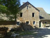 Location de particuliers � particuliers Domaine d�Angelberg Chambres d'hotes Aveyron photo 3