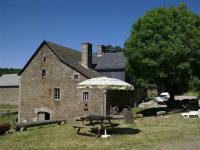 Location de particuliers � particuliers Domaine d�Angelberg Chambres d'hotes Aveyron photo 9