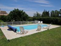 Location de particuliers � particuliers Maison avec jardin au milieu de pr�s et vignes Location saisonni�re Bouches du rh�ne photo 6