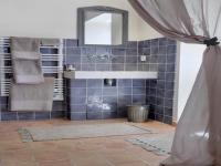 Location de particuliers � particuliers Ch�teau Roubine : le Mas des Candeliers au milieu des vignes de Ch�teau Roubine G�te Var photo 6