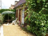 Location de particuliers � particuliers Lou Picotal, Meyrals belle campagne du P�rigord noir Chambres d'hotes Dordogne photo 2