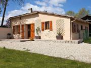 Location g�te, chambres d'hotes G&icirc;te Epernon, proche Langon, Saint Emilion, Sauternes. Maison ind&eacute;pendante ancienne restaur&eacute;e, 85m&sup2; dans le d�partement Gironde 33