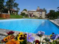 Location de particuliers � particuliers Chartreuse du xv siecle chambres d'h�tes piscine tennis spa  Chambres d'hotes Gers photo 2