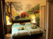 Location de particuliers � particuliers La Ch�neraie, piscine, trampoline, table d'h�tes en campagne avec belle vue entre Sarlat et Rocamadour Chambres d'hotes Lot photo 8