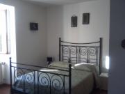 Location de particuliers � particuliers MAISON EN PIERRE AVEC PISCINE sur le flan rocheux du village m�di�val Joyeuse Location saisonni�re Ard�che photo 3