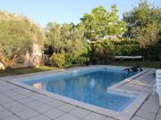 Location de particuliers � particuliers Villa 170 m� de 4 � 8 personnes, piscine, billard, plein c�ur Provence et Lub�ron Location saisonni�re Alpes de haute provence photo 4