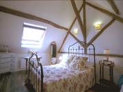 Location de particuliers � particuliers Aux 3 roses Maison de charme proche Guedelon Chambres d'hotes Yonne photo 2