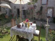 Location de particuliers � particuliers Aux 3 roses Maison de charme proche Guedelon Chambres d'hotes Yonne photo 8