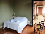 Location de particuliers � particuliers Maison Poche, piscine donne une vue magnifique et reposante sur les Pyr�n�es. Chambres d'hotes Gers photo 4