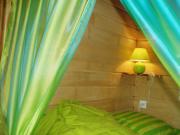 Location de particuliers � particuliers Roulotte de charme dans le parc r�gional de l'Avesnois  Chambres d'hotes Nord photo 3
