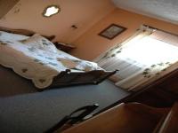 Location de particuliers � particuliers Maison de 250 m�(4 chambres climatis�es)Situ� dans un cadre champ�tre avec Piscine Location saisonni�re H�rault photo 6