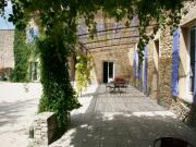 Location de particuliers � particuliers LA PASTORALE AVEC SA PISCINE EN LUBERON, 5kms de GORDES , 3kms de l'ISLE SUR SORGUE Chambres d'hotes Vaucluse photo 5