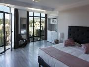 Location de particuliers � particuliers R�sidence ADRIANA en centre ville H�tel Bouches du rh�ne photo 3