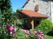 Location de particuliers � particuliers Chambre d'h�tes Les Fermes du Ch�teau, vue imprenable sur les gorges du Lignon Chambres d'hotes Haute loire photo 2