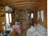 Location de particuliers � particuliers Gite insolite roulotte G�te Haute garonne photo 2
