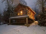 Location de particuliers � particuliers PETIT CHALET EN RONDINS - GITE ATYPIQUE PROCHE DU BEAUJOLAIS ET DE LA BOURGOGNE Chalet Loire photo 2
