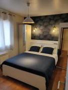 Location de particuliers � particuliers Chambres d'h�tes avec piscine chauff�e Valensole Chambres d'hotes Alpes de haute provence photo 11
