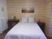 Location de particuliers � particuliers Jolie chambre individuelle avec ses vitraux Location saisonni�re Aube photo 2