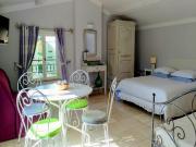 Location de particuliers � particuliers Chambres d'h�tes de charme climatis�es avec piscine Chambres d'hotes Var photo 5