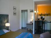 Location de particuliers � particuliers Appartement Centre ville, Lit Queen size et parking  G�te Sarthe photo 2