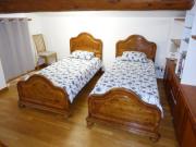 Location de particuliers � particuliers Grande chambre d'h�tes + piscine + calme Chambres chez l'habitant Vaucluse photo 14