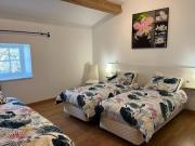Location de particuliers � particuliers G�te le T3 du Castel Silence, village de caract�re G�te Charente maritime photo 3