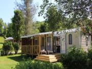 Location g�te, chambres d'hotes CAMPING 3* LE MOULIN DE SERRE AVEC PISCINE CHAUFFEE dans le d�partement Puy de D�me 63