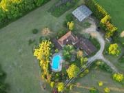 Location de particuliers � particuliers Mas Laborde chambreset table d'h�tes,piscine,dans le calme en campagne. (Lot) Chambres d'hotes Lot photo 12