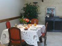 Location de particuliers � particuliers CHAMBRES D'HOTES, VUE SUR LA DORDOGNE AU CHATEAU DE LA VIEILLE CHAPELLE Chambres d'hotes Gironde photo 8